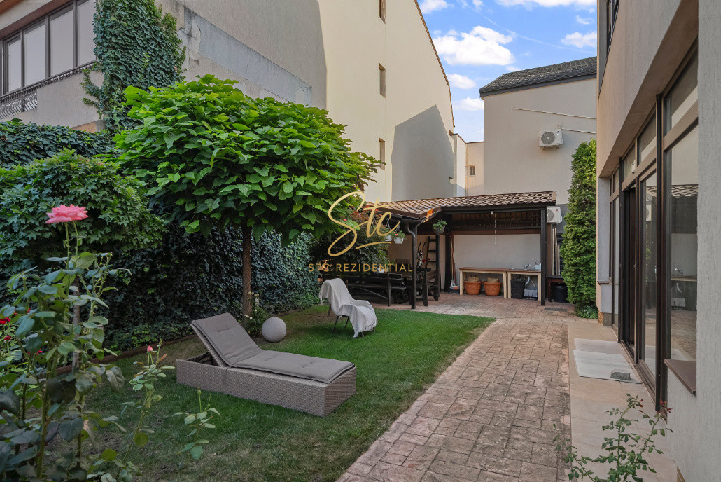 Salajan - vila superba cu 2 etaje - living 48mp fara stalpi