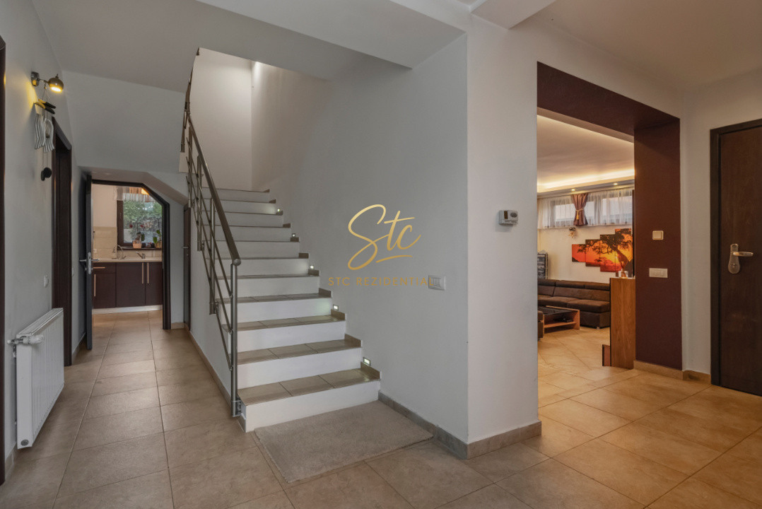 Salajan - vila superba cu 2 etaje - living 48mp fara stalpi