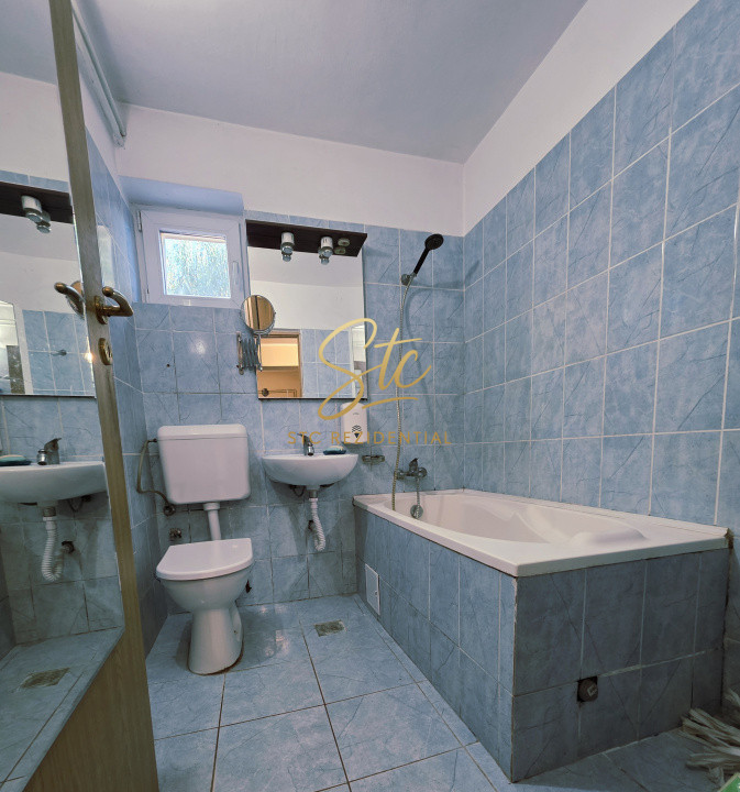 Casă cu curte de vânzare în București, zona Lujerului – 3 camere, 130 mp utili