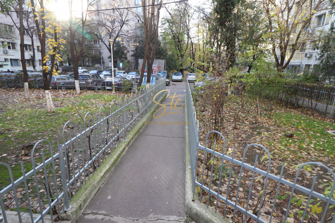 Dristor - 1 minut pana la metrou