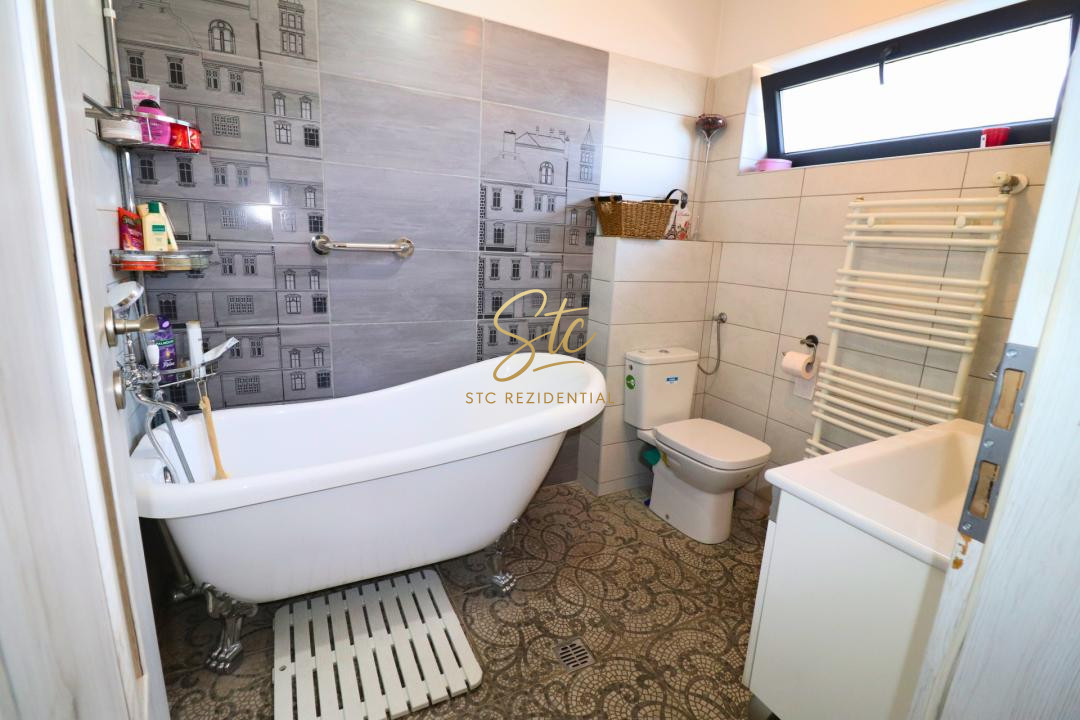 Vila cu deschidere la lac - Branesti - constructie 2016 - mobilata si utilata