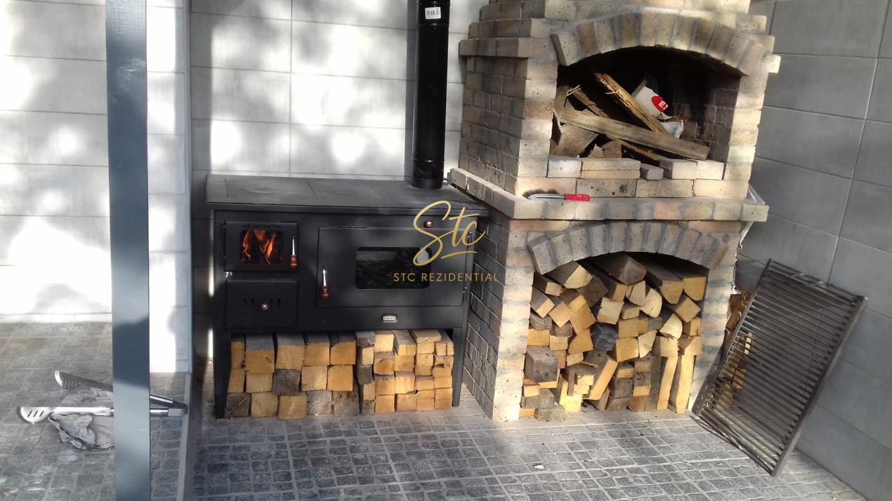 Vila cu deschidere la lac - Branesti - constructie 2016 - mobilata si utilata