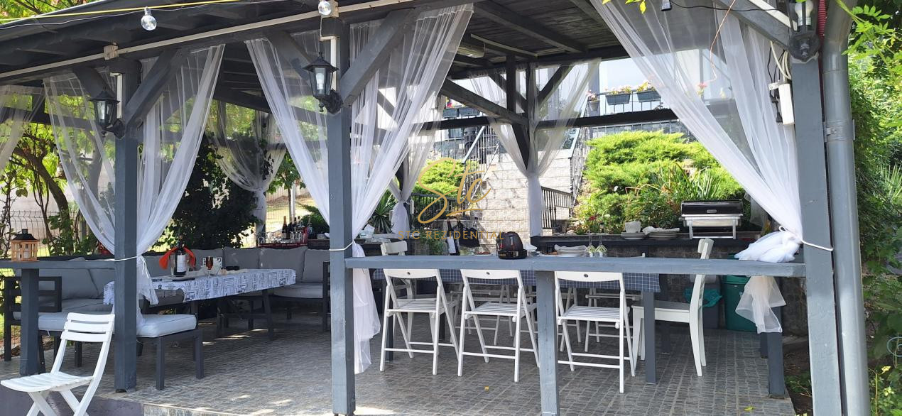 Vila cu deschidere la lac - Branesti - constructie 2016 - mobilata si utilata