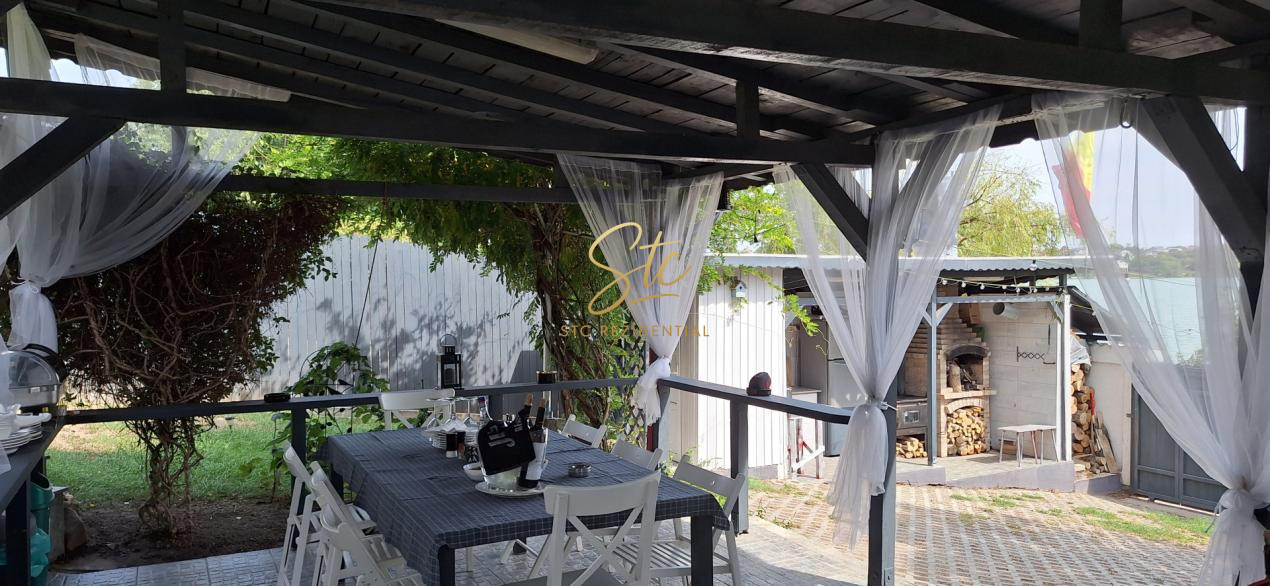 Vila cu deschidere la lac - Branesti - constructie 2016 - mobilata si utilata