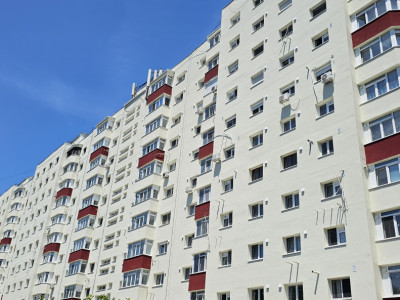 Brancoveanu - Oltenitei - bloc 1983 - nerenovat