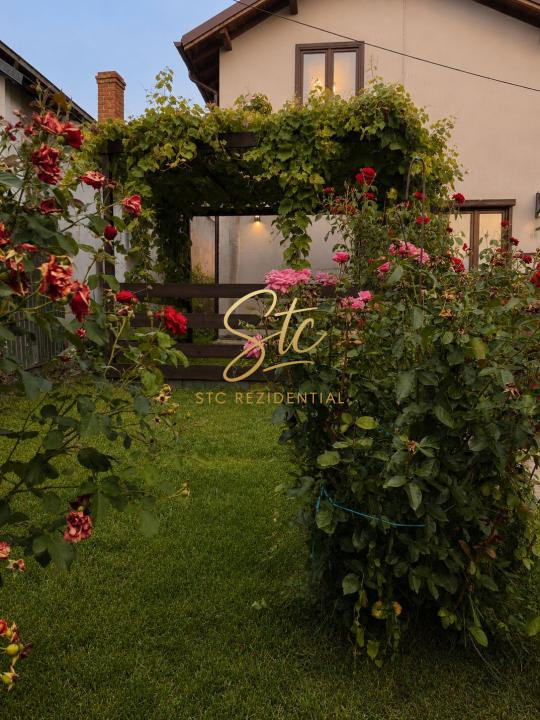 Casa la rosu - 25 km pana in Bucuresti - living 36mp